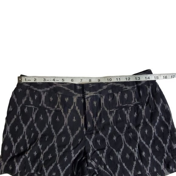 Gap Ikat black gray white canvas shorts sz 2 - Picture 9 of 15
